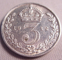 Load image into Gallery viewer, 1912 KING GEORGE V BARE HEAD .925 SILVER 3d THREE PENCE COIN IN CLEAR FLIP
