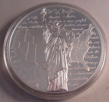 Load image into Gallery viewer, 2001 QUARTERS OF THE 50 STATES SILVER PLATED MEDAL GOLD PLATED QUARTER &amp; CAPSULE
