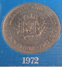 Load image into Gallery viewer, 1965 - 1981 UNITED KINGDOM CROWNS 5 COIN SET WITH ROYAL MINT BLUE BOOK
