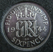 Load image into Gallery viewer, 1944 KING GEORGE VI BARE HEAD .500 SILVER aUNC 6d SIXPENCE COIN IN CAPSULE
