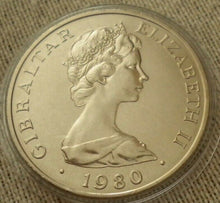 Load image into Gallery viewer, 1980 ELIZABETH II NELSON GIBRALTAR ONE CROWN COIN PRESENTED IN CLEAR CAPSULE
