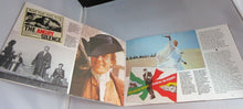 Load image into Gallery viewer, BRITISH FILMS  5 MNH STAMPS DATE OF ISSUE 1985 AND BRITISH FILM YEAR BOOK
