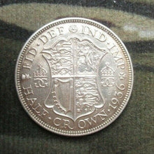 Load image into Gallery viewer, 1936 GEORGE V BARE HEAD COINAGE HALF 1/2 CROWN SPINK 4037 CROWNED SHIELD A1
