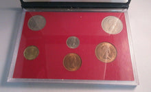 Load image into Gallery viewer, 1967 UK 6 Coin Year Set in Perspex Case From Half Penny to Crown in Blue Book
