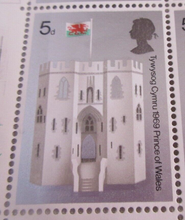 Load image into Gallery viewer, 1969 TYWYSOG CYMRU PRINCE OF WALES 5d FULL SHEET 72 X STAMPS MNH WITH T-LIGHTS
