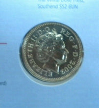 Load image into Gallery viewer, 2002 FOR ENGLAND £1 COIN COVER, BUNC, WITH ROYAL MAIL STAMPS, POSTMARKS PNC
