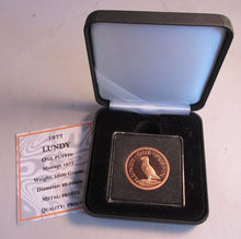 Load image into Gallery viewer, 1977 LUNDY ISLAND BRONZE ONE PUFFIN MARTIN COLES HARMAN PROOF WITH BOX &amp; COA
