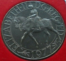 Load image into Gallery viewer, 1952-1977 COMMEMORATING THE ROYAL SILVER JUBILEE QEII - 1977 CROWN COIN PNC
