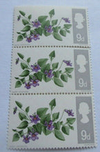 Load image into Gallery viewer, 1967 FLOWERS 9d 7 STAMPS MNH WITH CLEAR FRONTED STAMP HOLDER
