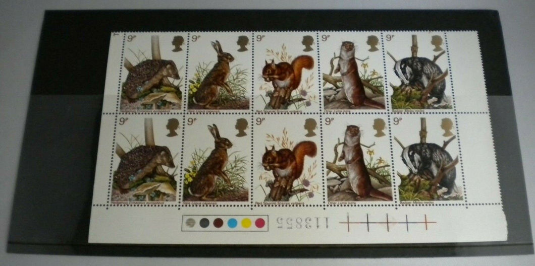 1977 BRITISH WILDLIFE 9p BLOCK OF 10 STAMPS MNH & TRAFFIC LIGHTS