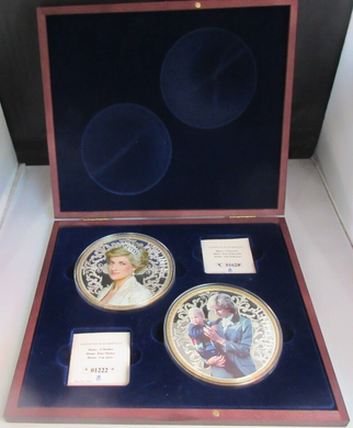 2016 DIANA A PRINCESS DIANA A MOTHER PROOF SILVER & GOLD PLATED MEDAL SET BOXED