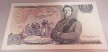 Load image into Gallery viewer, 1988 GILL QEII FIVE POUND £5 NOTE MARCH 1988 UNC SB51 047458
