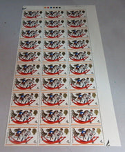 Load image into Gallery viewer, 1968 HAPPY CHRISTMAS 4d 30 X STAMPS MNH WITH TRAFFIC LIGHTS
