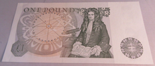 Load image into Gallery viewer, 1978 Bank of England Page 4 X £1 Banknotes Unc Number Run N05 188039/40/41/42
