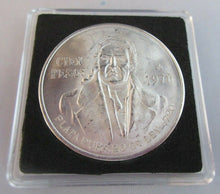 Load image into Gallery viewer, 1978 CIEN PESOS MEXICO .720 SILVER 100 PESOS BOX &amp; CAPSULE
