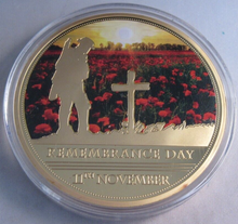 Load image into Gallery viewer, 1914-1918 FIRST WORLD WAR CENTENARY 70MM MEDALLION GOLD PLATED PROOF &amp; CAPSULE
