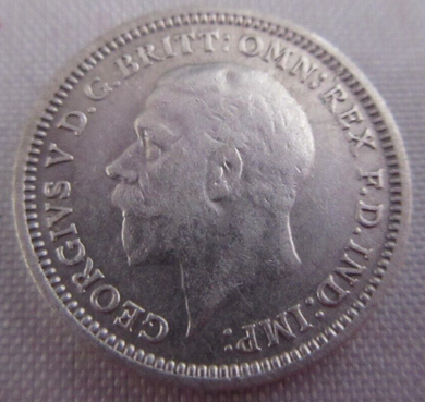 1932 KING GEORGE V BARE HEAD .500 SILVER EF 3d THREE PENCE COIN IN CLEAR FLIP