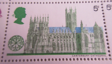 Load image into Gallery viewer, 1969 BRITISH ARCHITECTURE CATHEDRALS 5d  36 X STAMPS MNH WITH TRAFFIC LIGHTS
