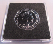 Load image into Gallery viewer, 2019 STEPHEN HAWKINS BLACK HOLE QEII BUNC 50P FIFTY PENCE COIN QUAD CAPSULE &amp;COA
