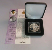 Load image into Gallery viewer, 2002 Head of State Golden Jubilee 1oz Silver Proof Alderney RM £5 Coin Box/COA
