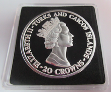 Load image into Gallery viewer, 1993 QEII CORONATION ANNIVERSARY SILVER PROOF 20 CROWNS COIN BOX &amp; COA
