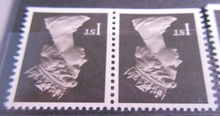 Load image into Gallery viewer, 1990 QUEEN ELIZABETH II 4 X FIRST CLASS IMPERF MNH IN CLEAR FRONTED STAMP HOLDER
