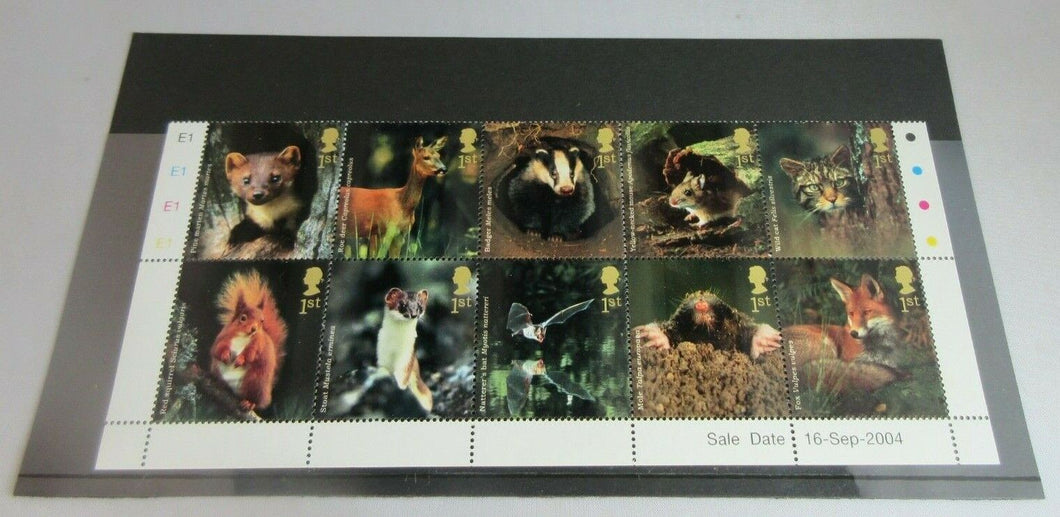 2004 WOODLAND ANIMALS 1ST CLASS SET OF TEN STAMPS MNH PRESENTED IN STAMP HOLDER