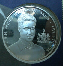 Load image into Gallery viewer, 2003 HRH PRINCE WILLIAM OF WALES 21ST BIRTHDAY SILVER PROOF £5 COIN COVER PNC
