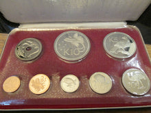 Load image into Gallery viewer, 1975 PAPUA NEW GUINEA - OFFICIAL PROOF COIN SET (8) w/ 2 SILVER COINS 1st year
