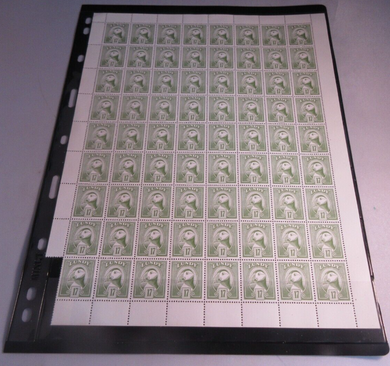 LUNDY ISLAND 17 PUFFIN STAMP SHEET OF 72 STAMPS MNH & CLEAR FRONTED STAMP HOLDER