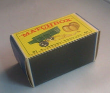 Load image into Gallery viewer, Vintage &#39;Matchbox&#39; Tipping Trailer No 51 with all 3 Barrels In Original Box

