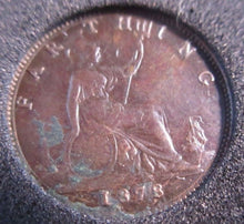 Load image into Gallery viewer, 1878 QUEEN VICTORIA  aUNC FARTHING WITH QUADRANT CAPSULE
