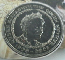 Load image into Gallery viewer, 1900-2002  HM QUEEN ELIZABETH THE QUEEN MOTHER MEMORIAL BUNC £5 COINCOVER PNC
