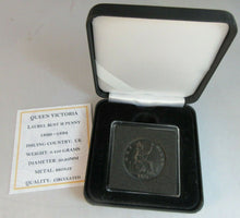 Load image into Gallery viewer, 1876 QUEEN VICTORIA  PENNY LAUREL BUST HEATON MINT IN QUAD CAP &amp; BOX

