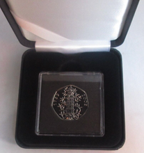 Load image into Gallery viewer, 2009 BUnc Genuine Kew Gardens UK Royal Mint 50p Very Rare In Quad Cap + Box
