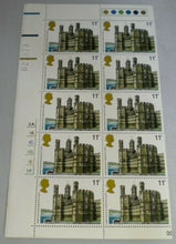 Load image into Gallery viewer, 1978 CAERNARVON CASTLE 11p BLOCK OF 10 STAMPS MNH &amp; TRAFFIC LIGHTS
