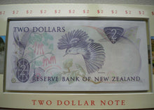 Load image into Gallery viewer, NEW ZEALAND KIWI DOLLAR COLLECTION $1 &amp; $2 DOLLAR COINS - $1 &amp; $2 DOLLAR NOTES
