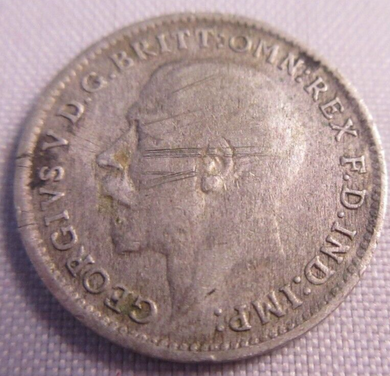1920 KING GEORGE V BARE HEAD .500 SILVER 3d THREE PENCE COIN IN CLEAR FLIP