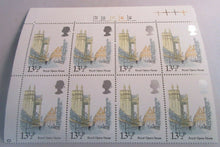 Load image into Gallery viewer, 1980 LONDON LANDMARKS ROYAL OPERA HOUSE 13 1/2p BLOCK OF 8 STAMPS MNH
