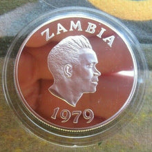 Load image into Gallery viewer, 1979 ROYAL MINT ZAMBIA CONSERVATION ANTILOPE SILVER 5 KWATCHA COIN IN BOX/COA
