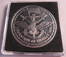 Load image into Gallery viewer, 1991 LIBERATION OF KUWAIT BY AIR LAND &amp; SEA BUNC MEDALLION  QUAD CAPSULE &amp; COA
