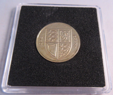 Load image into Gallery viewer, 2011 QUEEN ELIZABETH II SHIELD £1 ONE POUND COIN WITH QUAD CAPSULE
