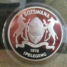 Load image into Gallery viewer, 1978 ROYAL MINT BOTSWANA Antelope Gemsbok CONSERVATION SILVER 5 PULA COIN
