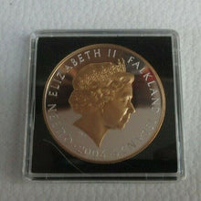 Load image into Gallery viewer, QEII THE QUEENS BIRTHDAY  2006  SILVER PROOF .999 SELECTIVE GOLD CROWN COIN
