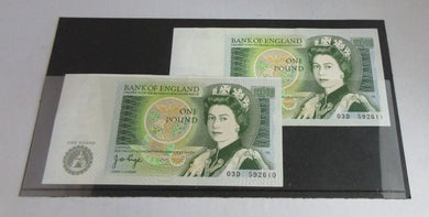 1978 Bank of England One Pound 2 x £1 Banknotes Number Run 03D 592610 & 592611