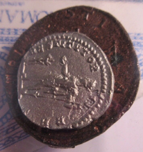 Load image into Gallery viewer, ROMAN COINS SET II THE ROMANS IN BRITAIN COINS RE-STRIKES
