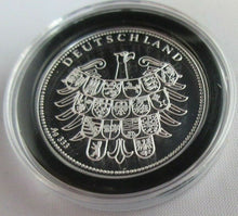 Load image into Gallery viewer, THE GREATEST GERMANS IN REAL SILVER HELMUT SCHMIDT 1974-1982 SILVER PROOF MEDAL
