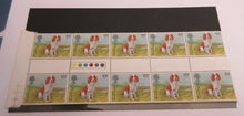 Load image into Gallery viewer, 1979 WELSH SPRINGER SPANIEL 10 1/2p BLOCK OF 10 STAMPS MNH &amp; TRAFFIC LIGHTS
